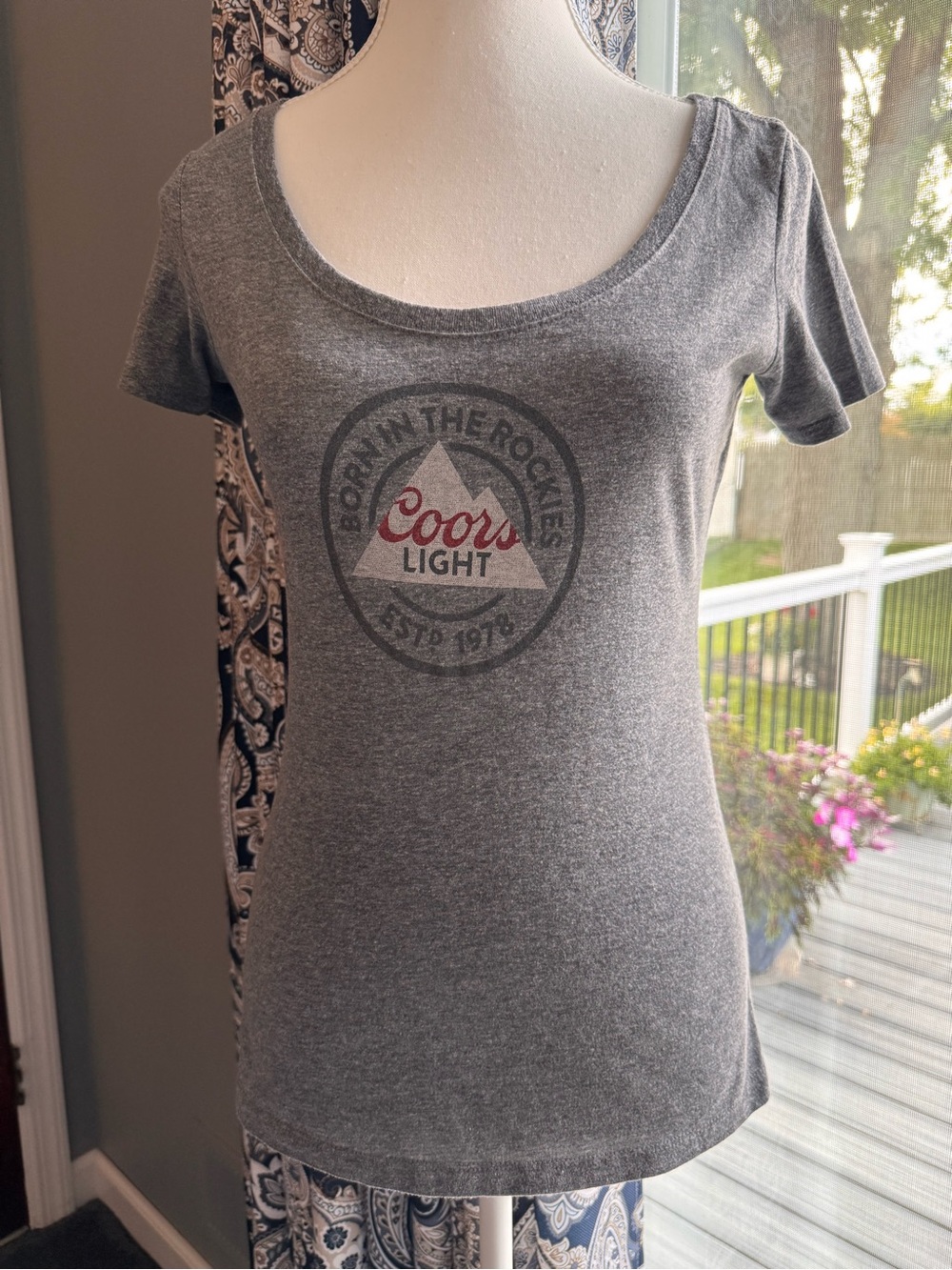 Next Level Apparel Women's Gray Scoop Neck Coors Light Graphic Tee (NWOT)